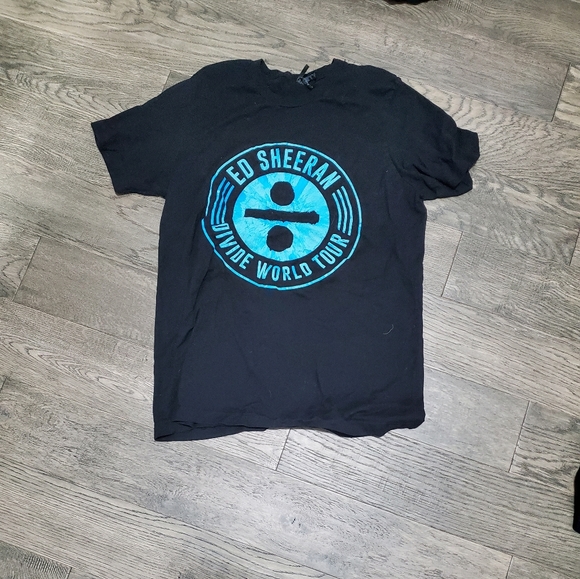 Ed Sheeran Divide Tour Shirt - Picture 2 of 3